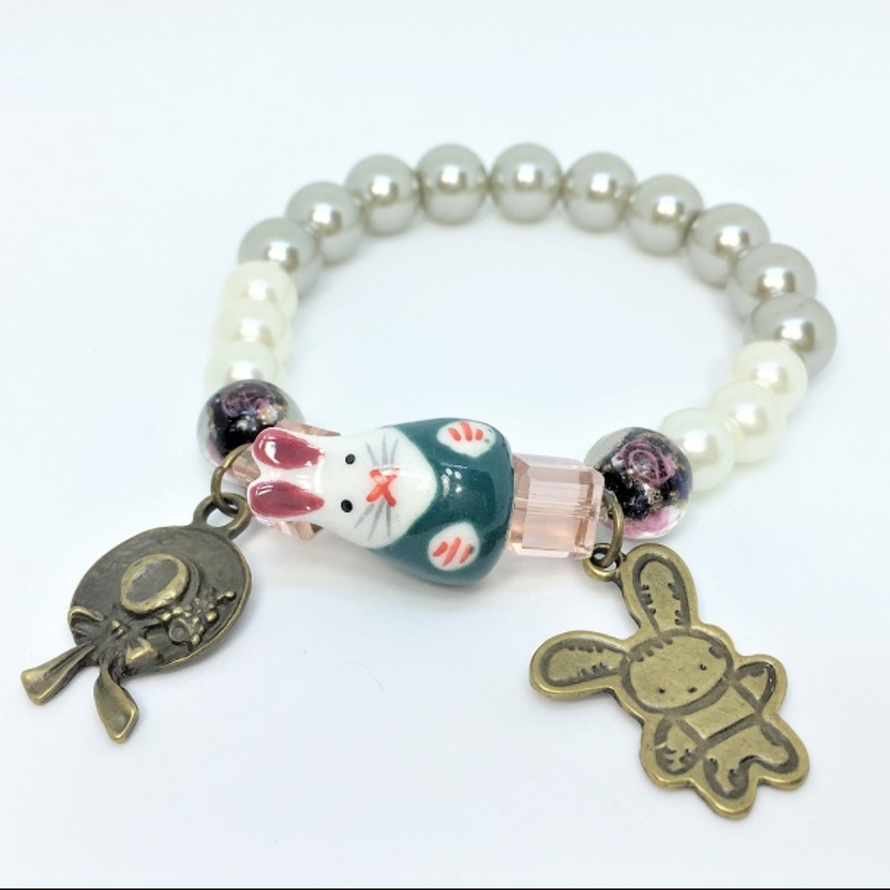 New Elastic Beads and Pearl Bracelet Charm